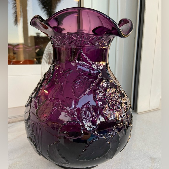 Mosser glass with clear handle, cable grape amethyst pitcher floral leaf pattern - Picture 3 of 16